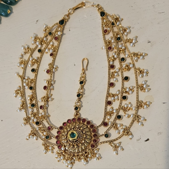 Large Lot, Indian Bollywood Style Gold Tone Bridal Jewelry Necklaces Earrings - Picture 8 of 12